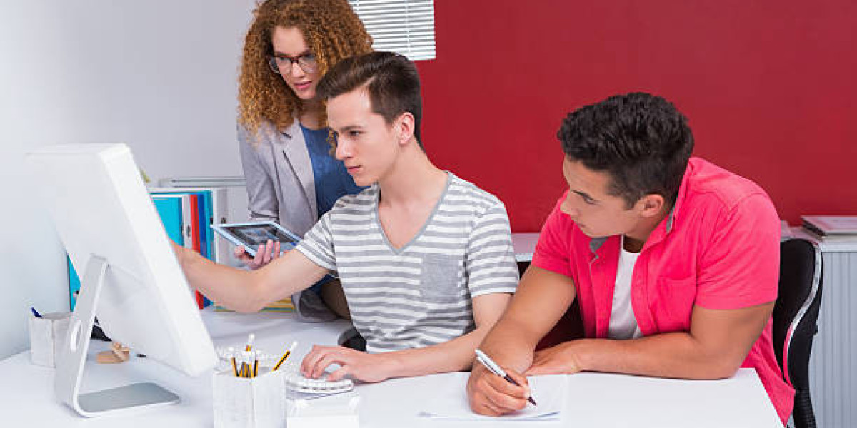 How to Write in an Academic Style for University Assignments