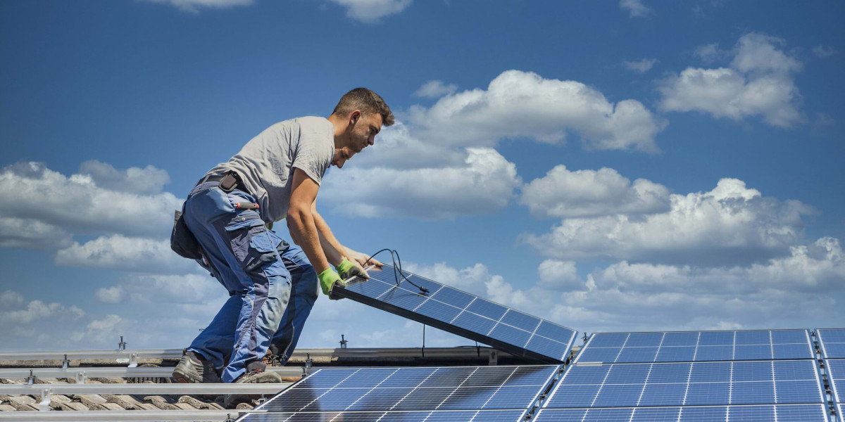 The Role of Technology in Advancing Sustainable Living
