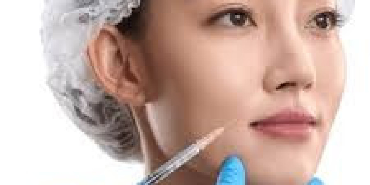 A premium, guaranteed experience for Botox injections in Dubai for a captivating look