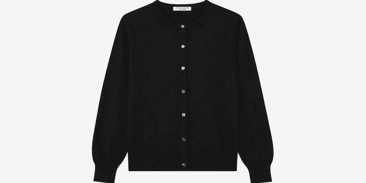 How to Read a Cashmere Label: What to Check Before Buying Black